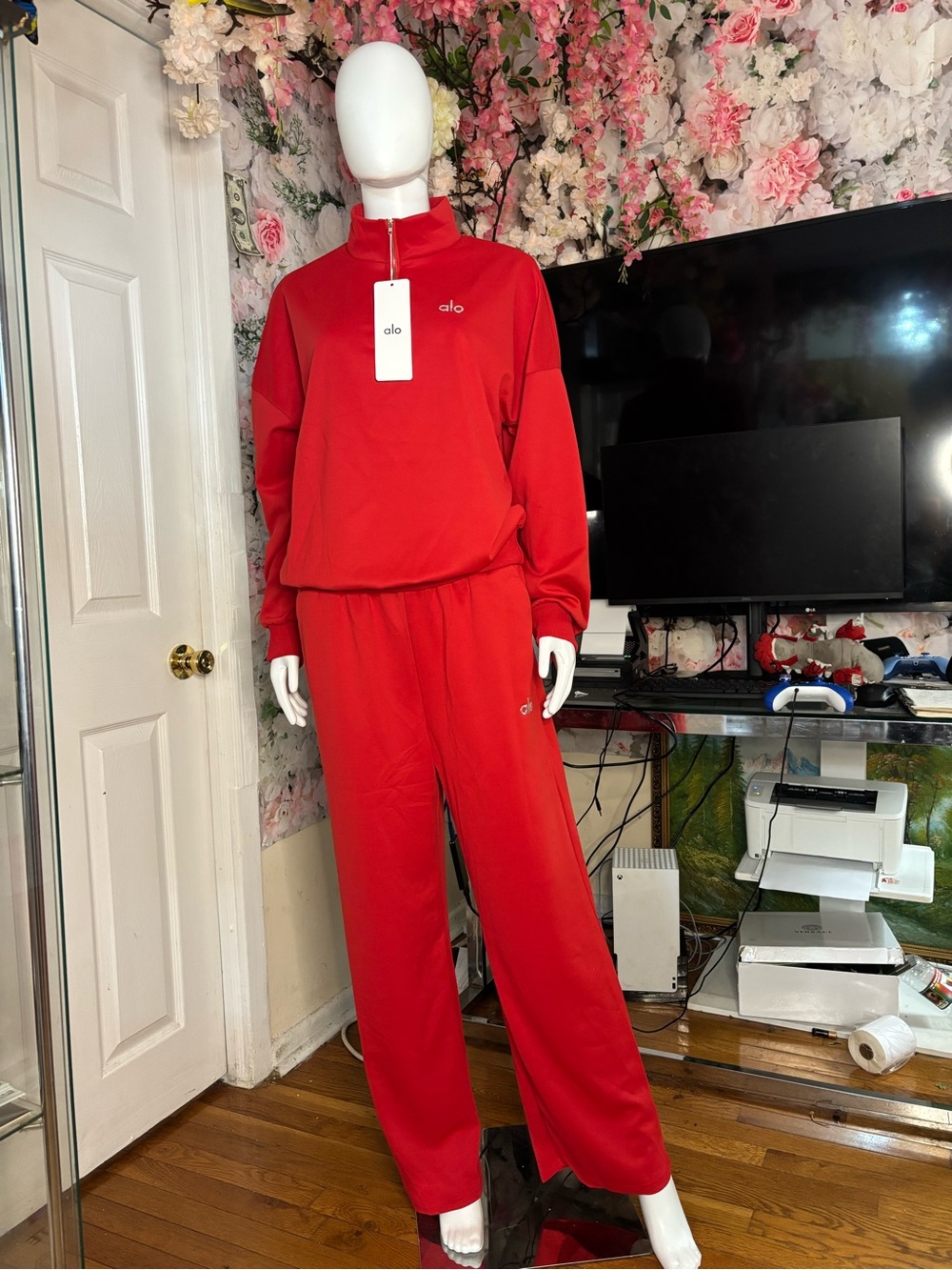ALO Yoga Women's Red Track Pants & Pullover Set